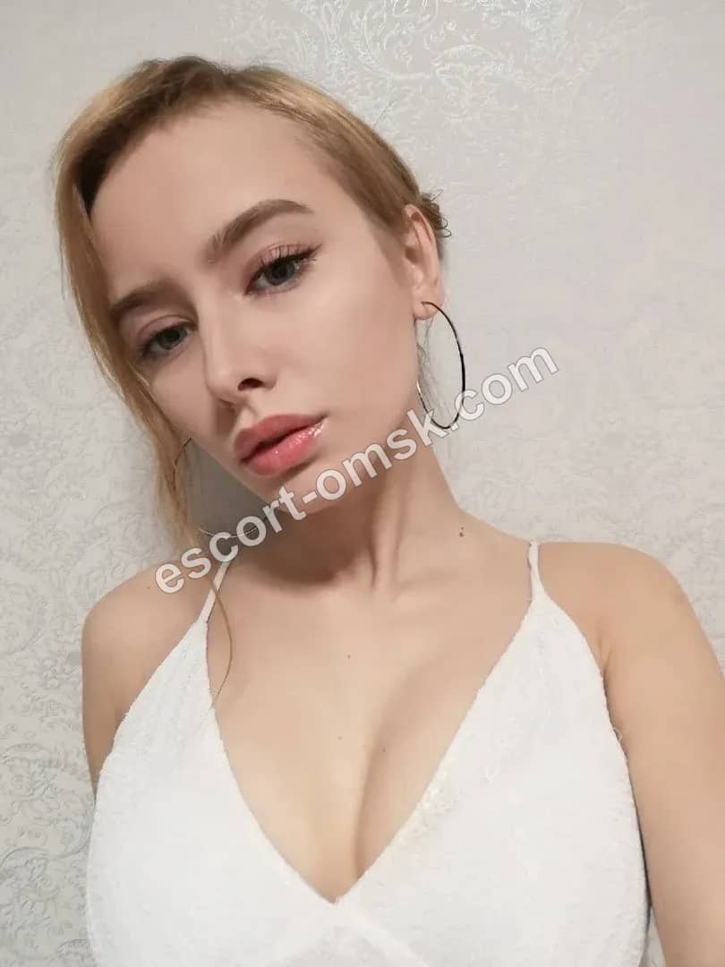 Ася